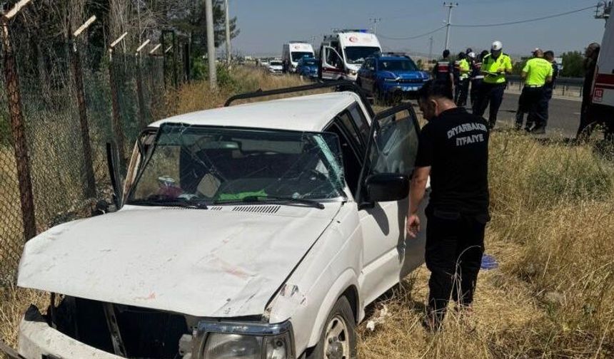 Diyarbakır'da bir araç takla attı: Çok sayıda yaralı var!
