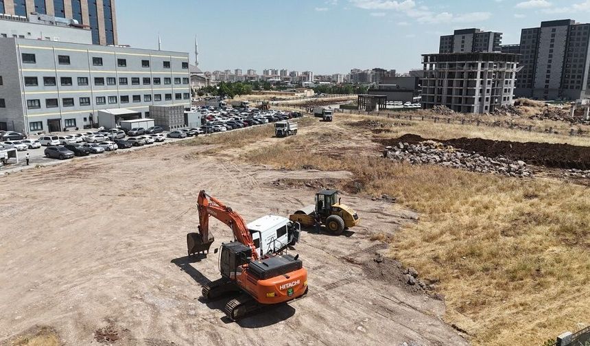 Diyarbakır’a belediye otopark yapıyor: Çalışma başladı