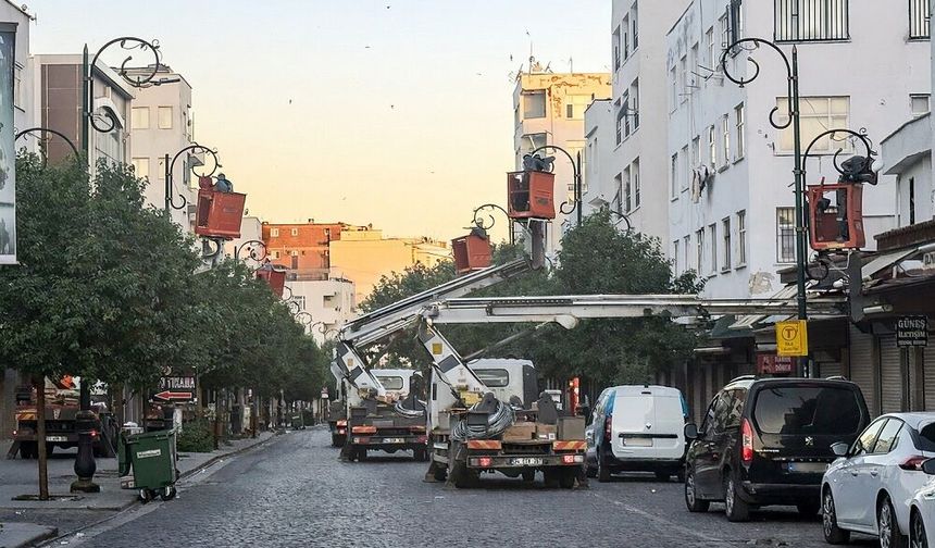 Diyarbakır'ın kalbinde dönüşüm: Tarihi yer modern ışıkla buluştu!