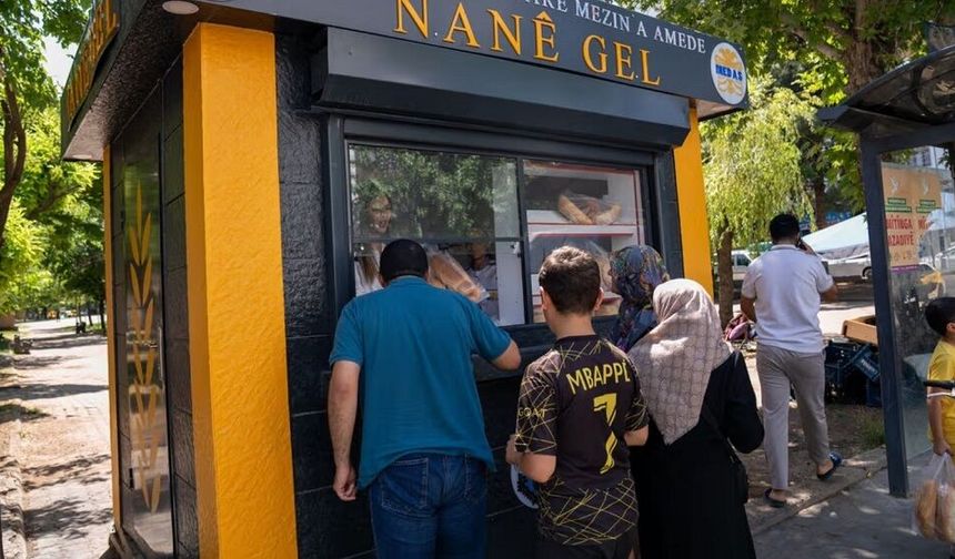 Diyarbakır’da ‘Halk Ekmek Fabrikası’ açıldı: Günde 40 bin ekmek üretecek!