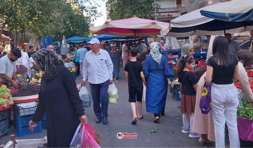 Diyarbakır'da pazara ateş düştü: Domatesin kilosu 50 TL!