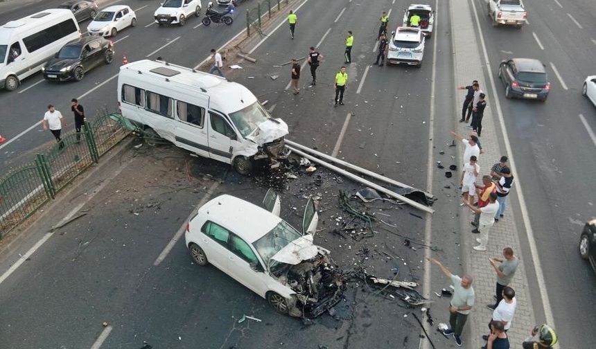 Diyarbakır'da zincirleme trafik kazası : 3 yaralı