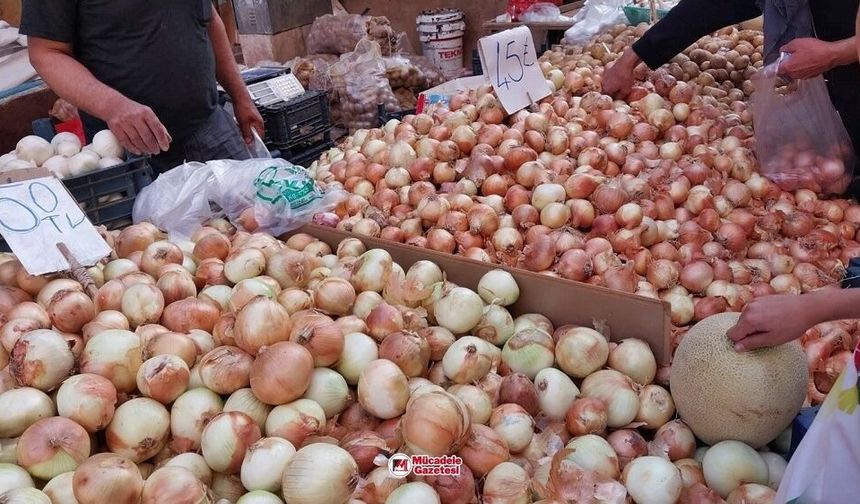 Pazarda gören şaşkına dönüyor: Diyarbakır’da ‘soğan’ fiyatları rekor kırıyor!