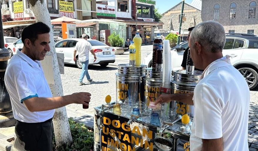 Diyarbakır’da yazın serinliği tezgahında