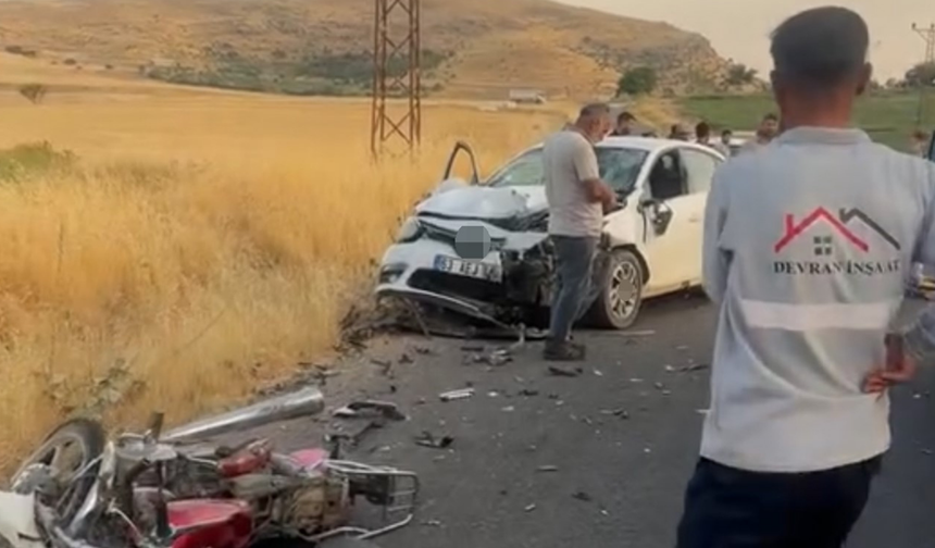 Mardin’de feci kaza: Otomobil ile motosiklet çarpıştı, 2 kişi hayatını kaybetti!