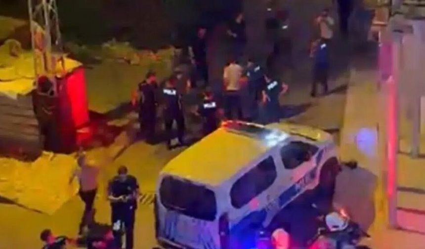 Mersin’de aileler çatıştı: Bir genç yaşamını yitirdi!