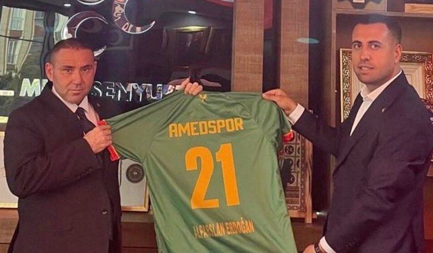 MHP'den sürpriz adım: İl başkanına Amedspor forması!