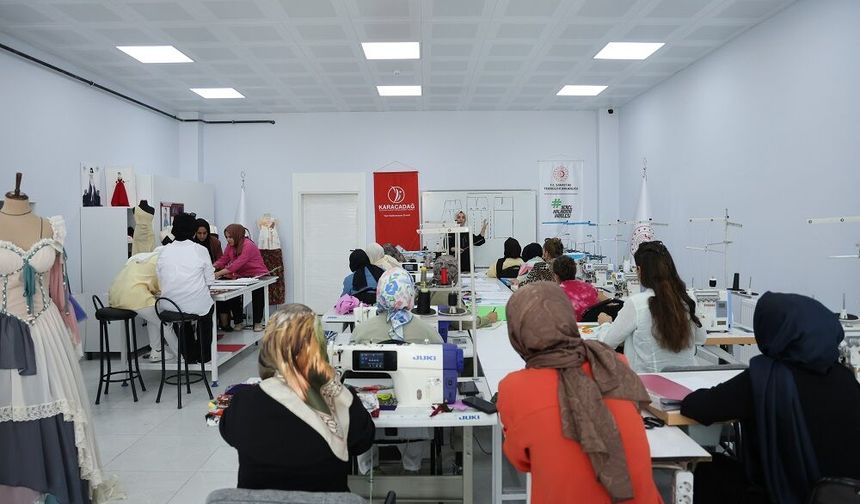 Diyarbakır'da diş hekiminden mühendise kadınlar tasarım için buluştu