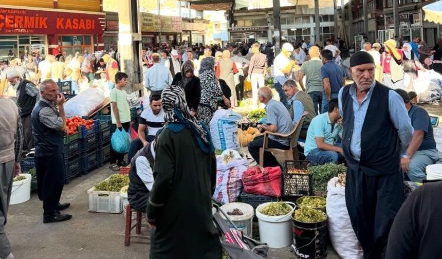 Diyarbakır’da sezonu başladı, herkes o pazara akın etti!