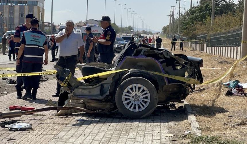Elazığ’da feci kaza: Diyarbakırlı kadın yaşamını yitirdi!