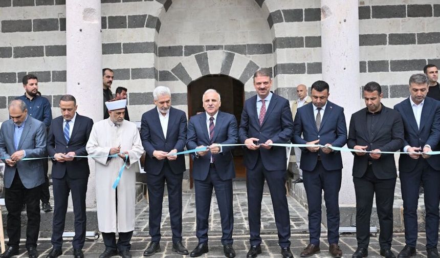 Diyarbakır’da 5 tarihi cami ibadete açıldı