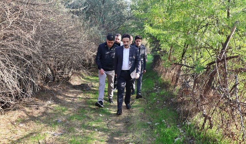 Diyarbakır’da Kaymakamdan anlamlı çalışma: Hevsel Bahçeleri’ne girdi!