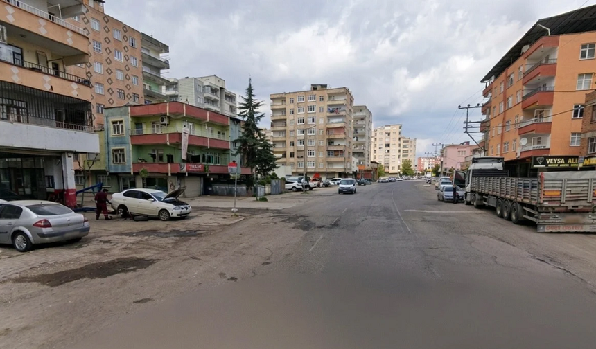 Diyarbakır’daki sokak ‘Sanayi’ye dönüştü: Vatandaş isyan etti!