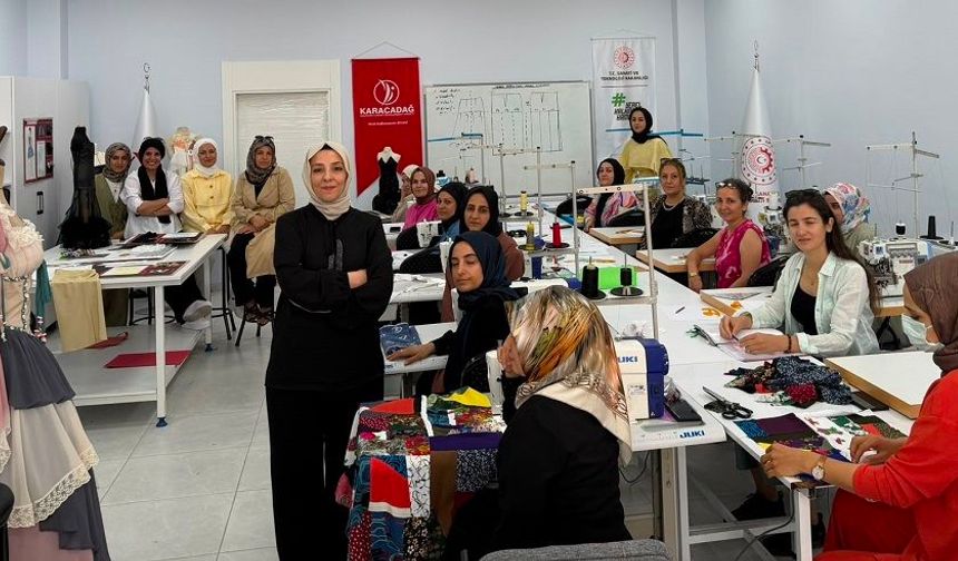 Diyarbakır'da kadınlara örnek destek: Üniversite eğitiyor, sanayi istihdam ediyor!
