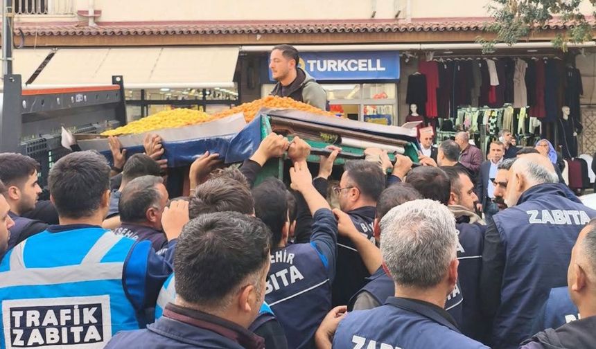 Diyarbakır'da zabıta- seyyar satıcı gerginliği: Belediyeden açıklama!