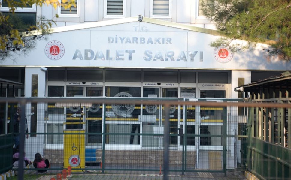 Diyarbakır’da cinci şeyh cinayetine tahliye