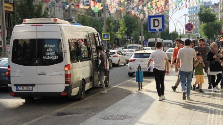 Diyarbakır’daki ulaşım zammına tepki!