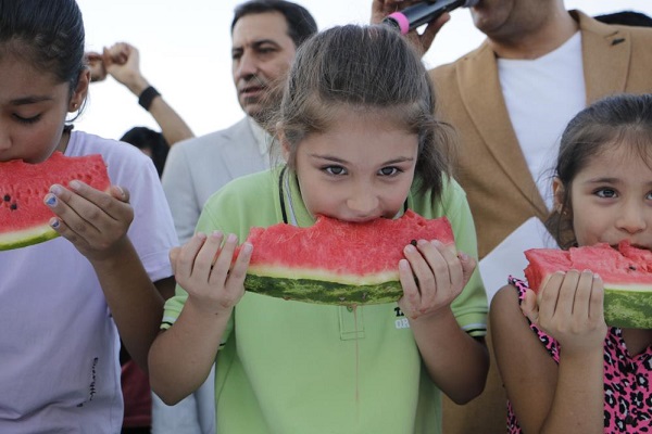 diyarbakır karpuz yeme yarışması