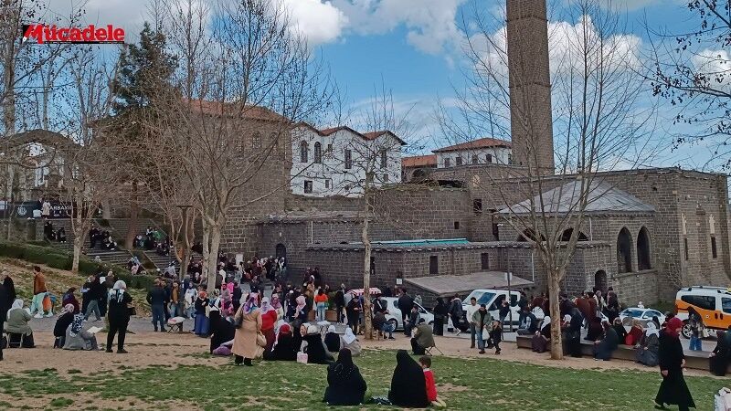 MÜCADELE ARŞİV