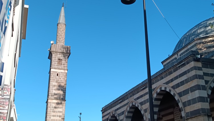 Diyarbakır'da 500 Yıllık Dört Ayaklı Minare'nin Restorasyonu Sona Erdi 2