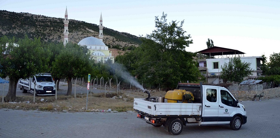 Diyarbakır’ın 2 Ilçesinde Ilaçlama Çalışması