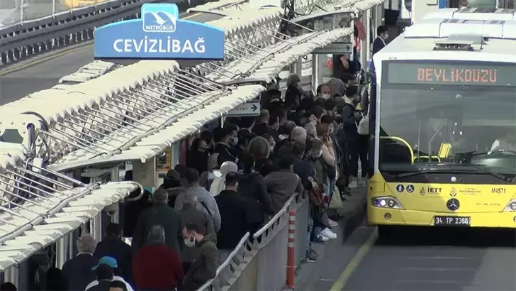 Istanbul Ulaşım Belediye Otobüs