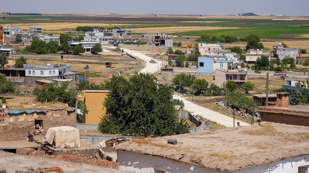 Diyarbakır Çınar’da Kayyumun Müteahhide Ihale Ettiği Yolda Inceleme