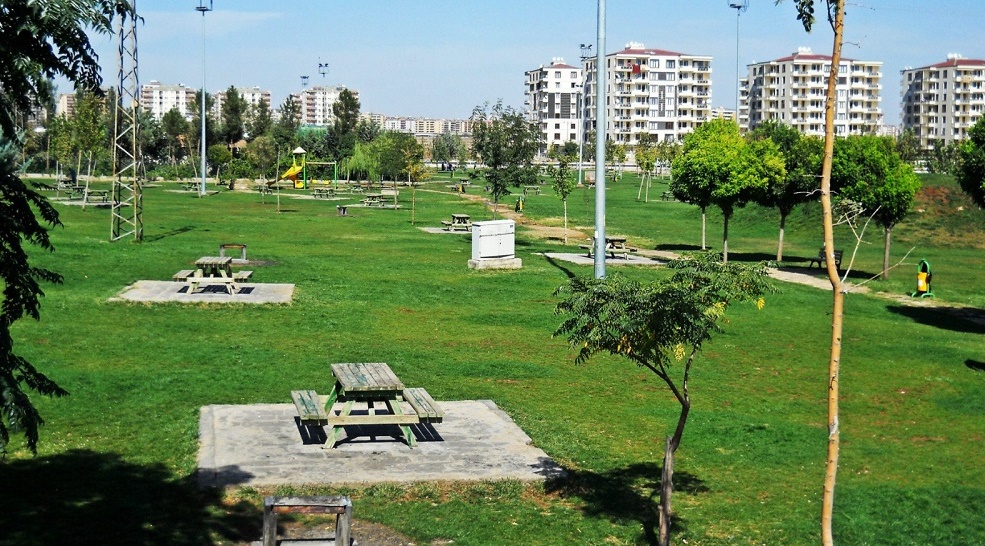 Diyarbakır'ın Bu Yerinde Oturanlar Evlerine Hapsoldu!