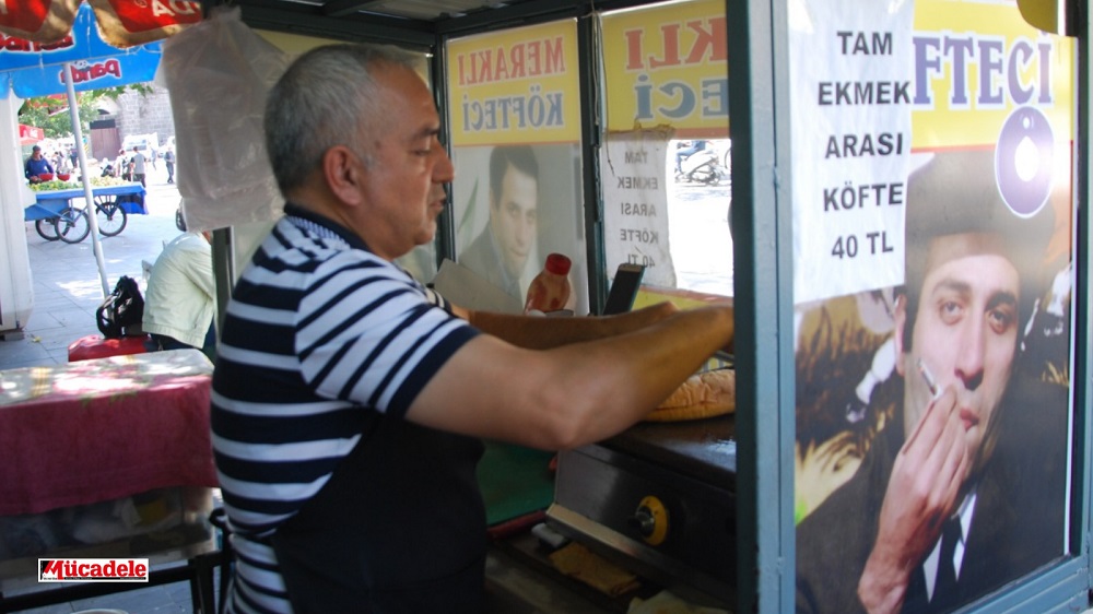 Diyarbakır’da Köfteyle Ünlendi, 100 Bin Lirayı Reddetti!