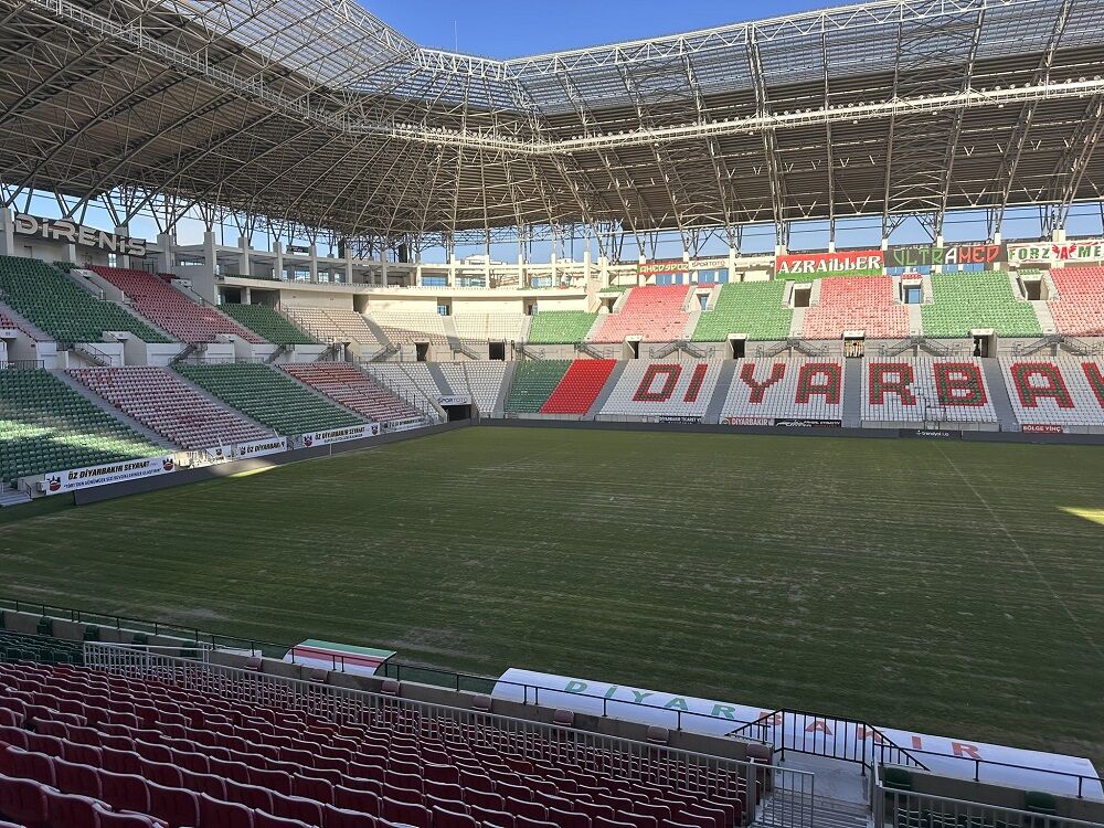 Diyarbakırstadyumu-1