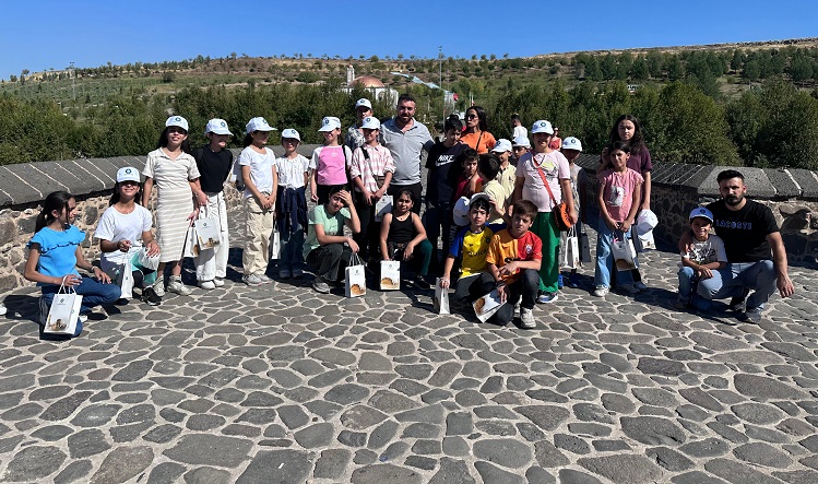 Diyarbakır On Gözlü Çocuk Gezi