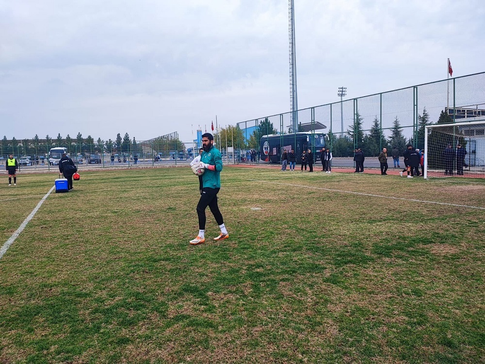 Diyarbakırlı Kaleci Bu Sezon Hiç Gol Yemedi Ta Ki Bugüne Kadar! Zülküfözer