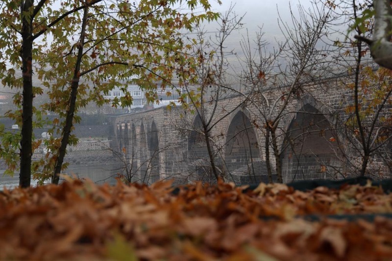 Diyarbakır On Gözlü Köprü Sonbahar Kış Meteoroloji Yağış Sis