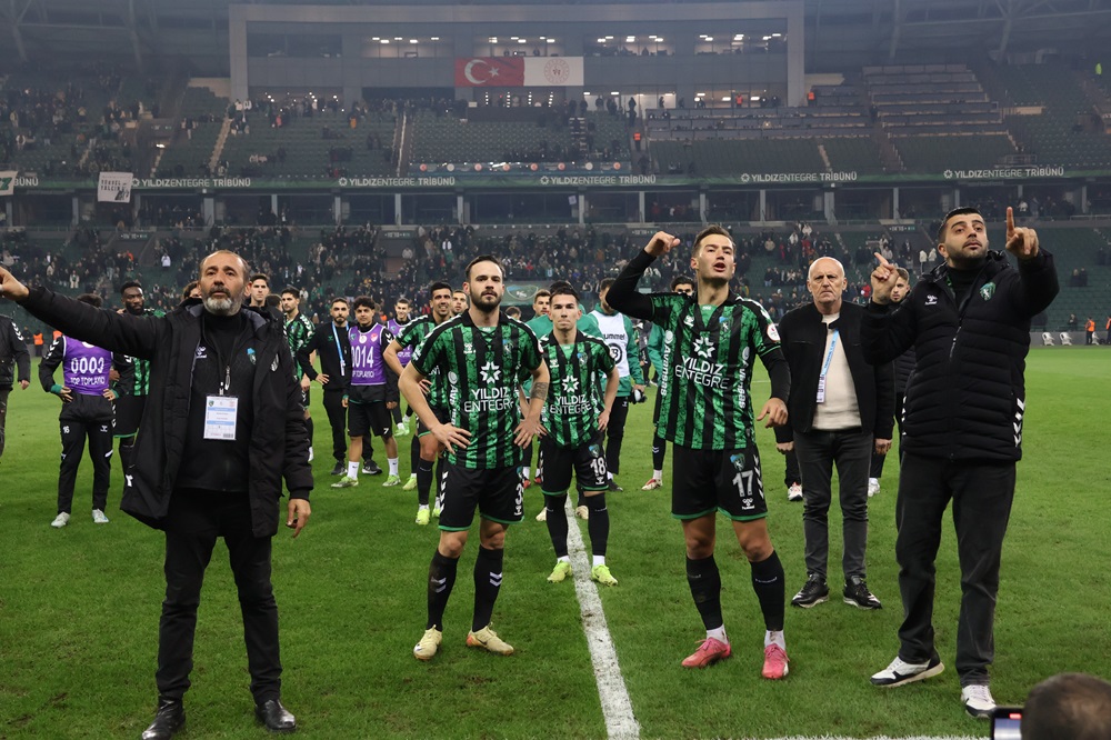 Kocaelispor Ismettaşdemir (1)