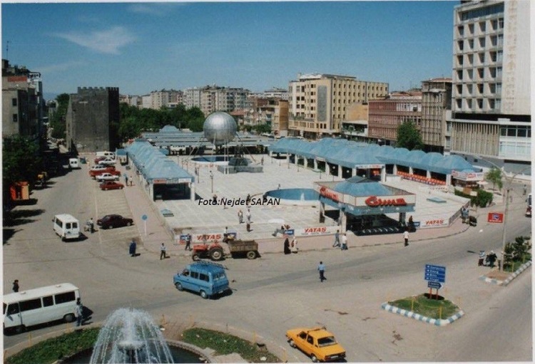 Dağkapı Meydanı’nın Geçmişten Günümüze Fotoğrafları (5)