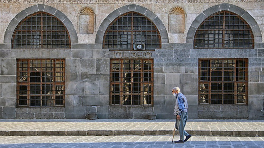 Diyarbakır’da Vakalar Arttı Uzmanı “Maske Takın” Dedi!