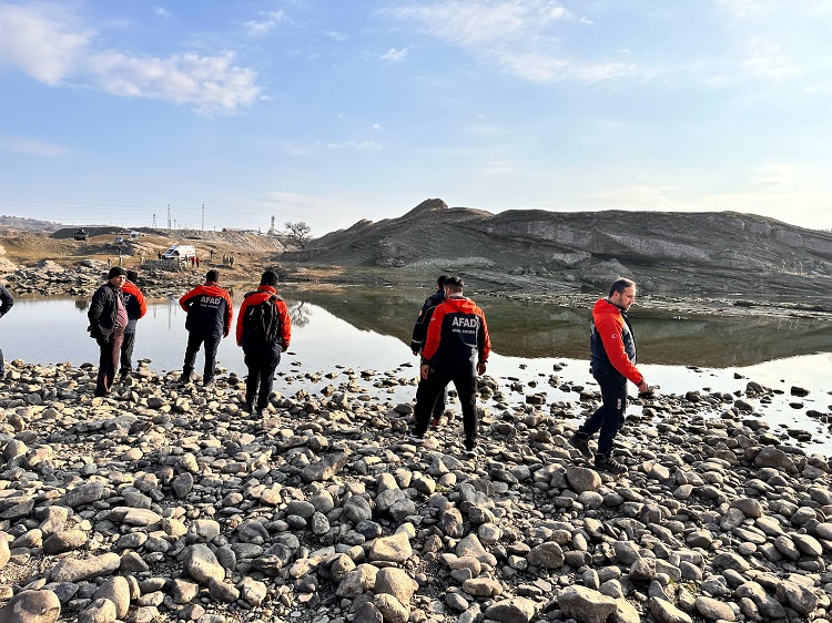 Diyarbakır’da 4 Gündür Haber Alınamıyordu Cansız Bedeni Bulundu! (1)-1