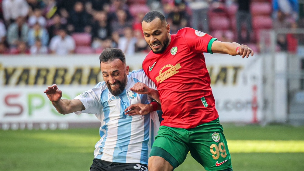 Amedspor Erzuurmspor Maçı Fotoğraf