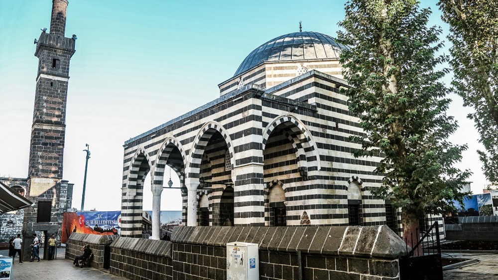 Diyarbakır’ın Simgesi Oldu İşte Dört Ayaklı Minare'nin Sırrı!