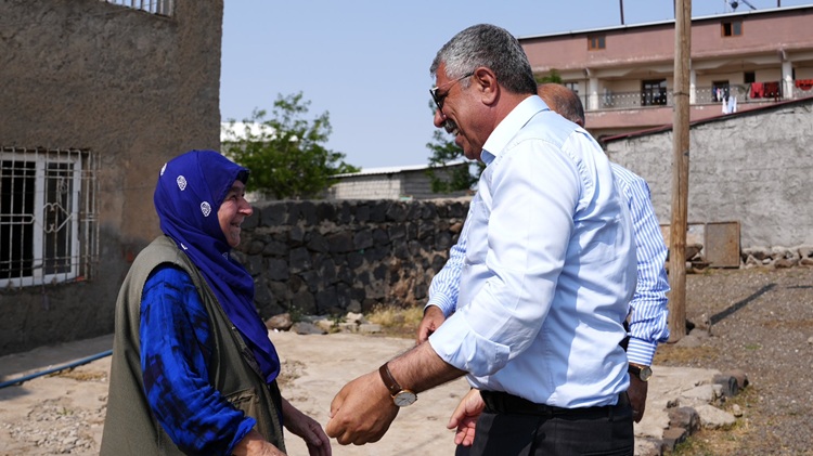 Bağlar Belediyesi Eş Başkanı Ve Dem Parti Yönetimi Bayram Ziyaretlerinde Bulundu!-1