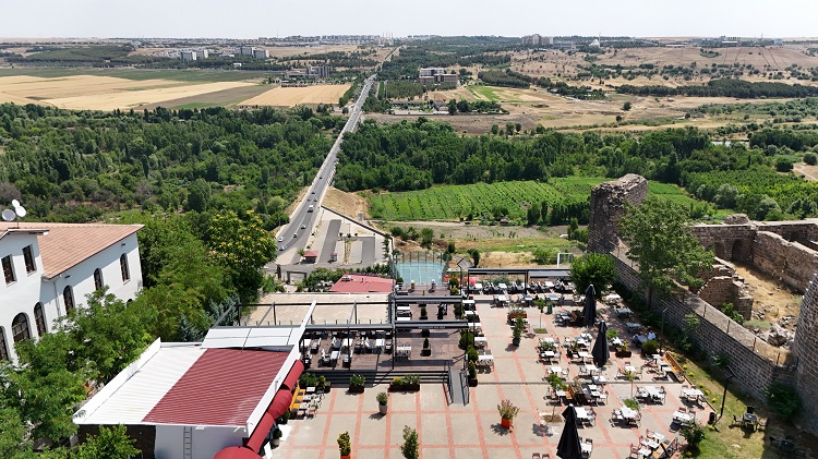 Diyarbakır Büyükşehir Fiskaya’daki Kafe (2)