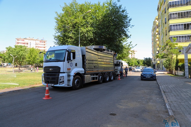 Diyarbakır’da 914 Milyon Liralık Altyapı Projesinde Temizlik Yapıldı! (2)