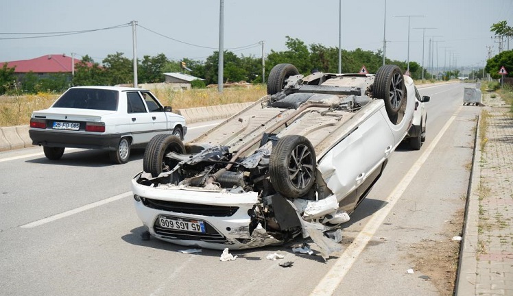 Muş – Diyarbakır Yolunda Trafik Kazası Yaralılar Var-1