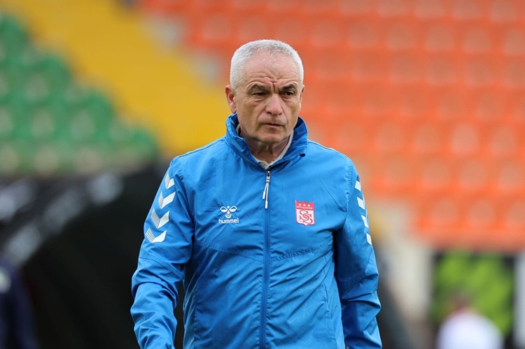 Rıza Çalımbay