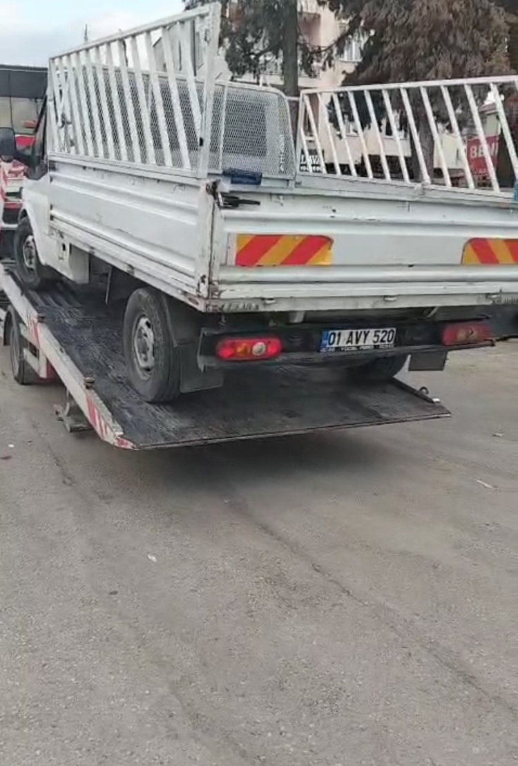 Ters Yöne Girdi, Kadın Şoföre Hakaret Etti Ehliyetsiz Çıktı!-2