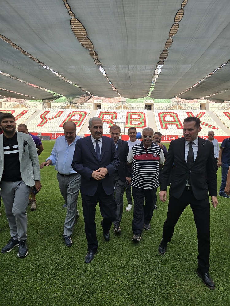 Ak Parti’den Diyarbakır Stadyumu’nda Inceleme Başarılar Diliyoruz-1