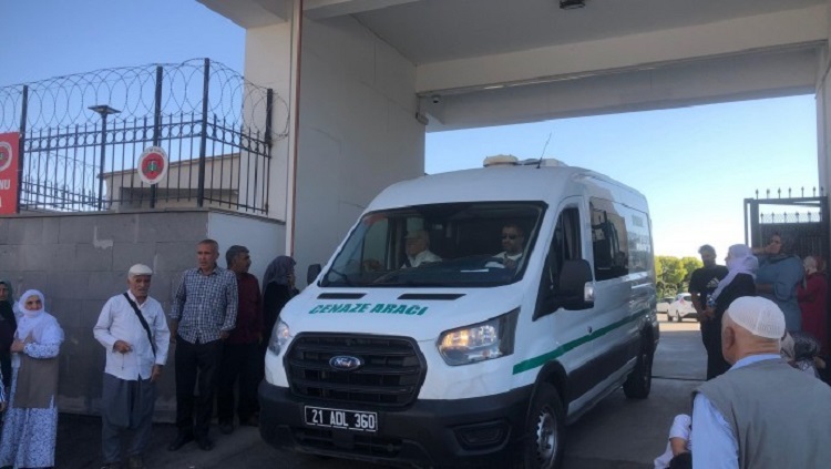 Diyarbakır Adli Tıp Kurumu Diyarbakır’da Aile Kavgası Gelin Vefat Etti