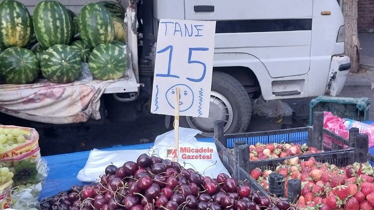 Görüntüler Diyarbakır’dan Kirazın Tanesi 15 Tl!