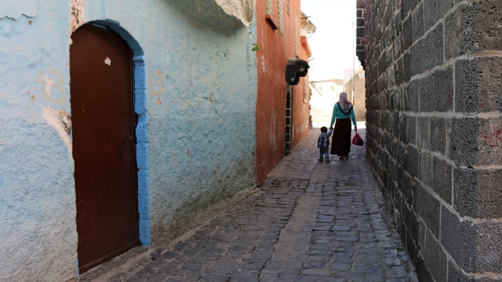 Diyarbakır Sur Sokak Kadın