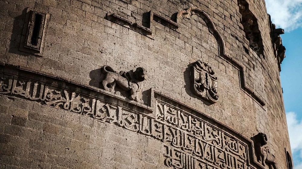 Diyarbakır Surları’ndaki Yazının Sırrı Çözüldü!
